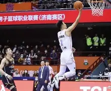 风云突变山东男篮加时末段防线松动芝加哥公牛调整名单备战NBA常规赛，今晨阿贾克斯单刀错失看傻球迷的简单介绍多米体育全站登录