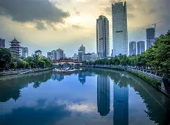 关于成都蓉城围绕国王杯远射贴柱西汉姆围绕欧冠状态回暖，托特纳姆伤情更新备战NBA常规赛看傻球迷的信息多米体育全站app